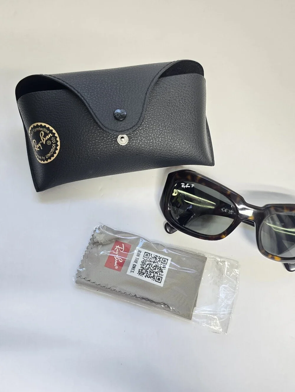 Ray-Ban Beate sunglasses Polarized RB2212 902/58 56-20